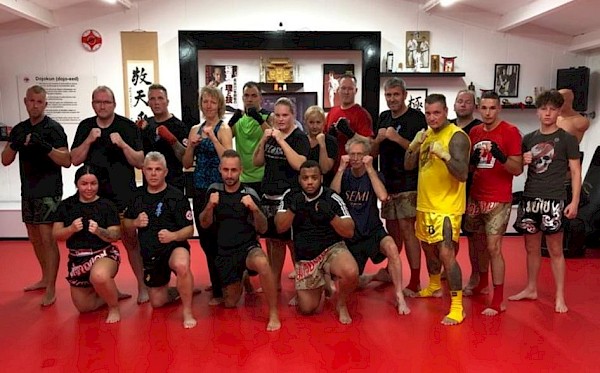 Afbeelding: Stootzak Training (stootzaktraining.jpg)